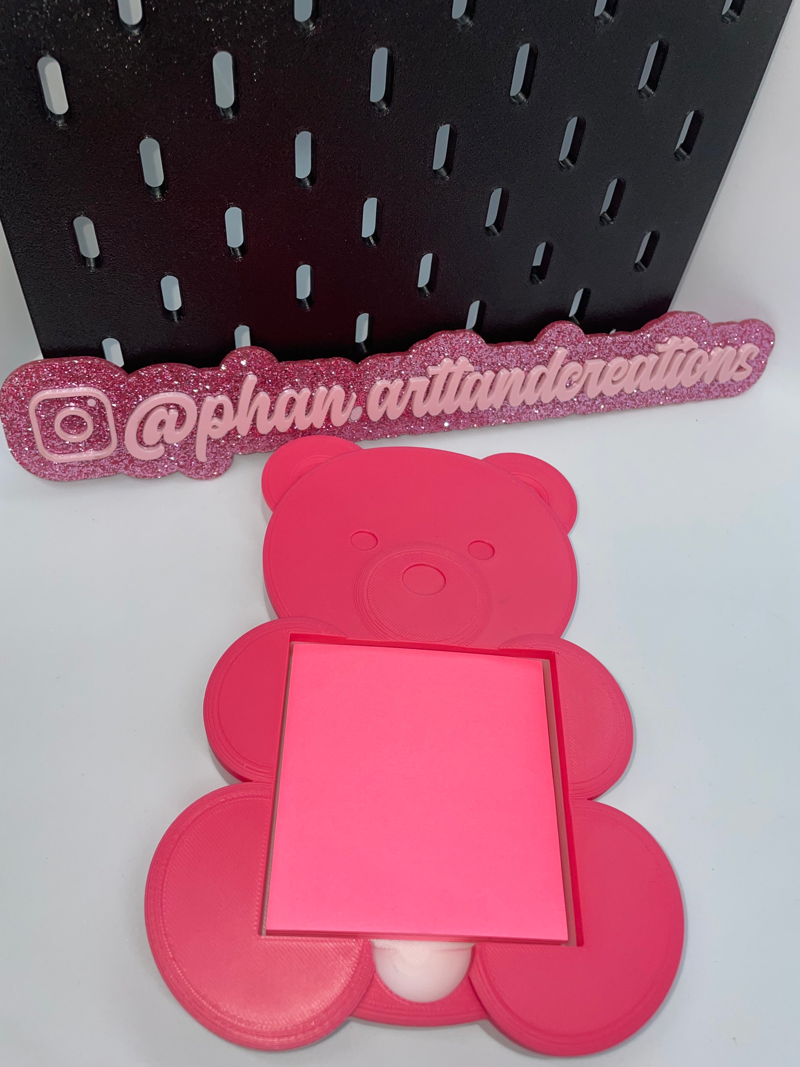 Bear sticky note holder