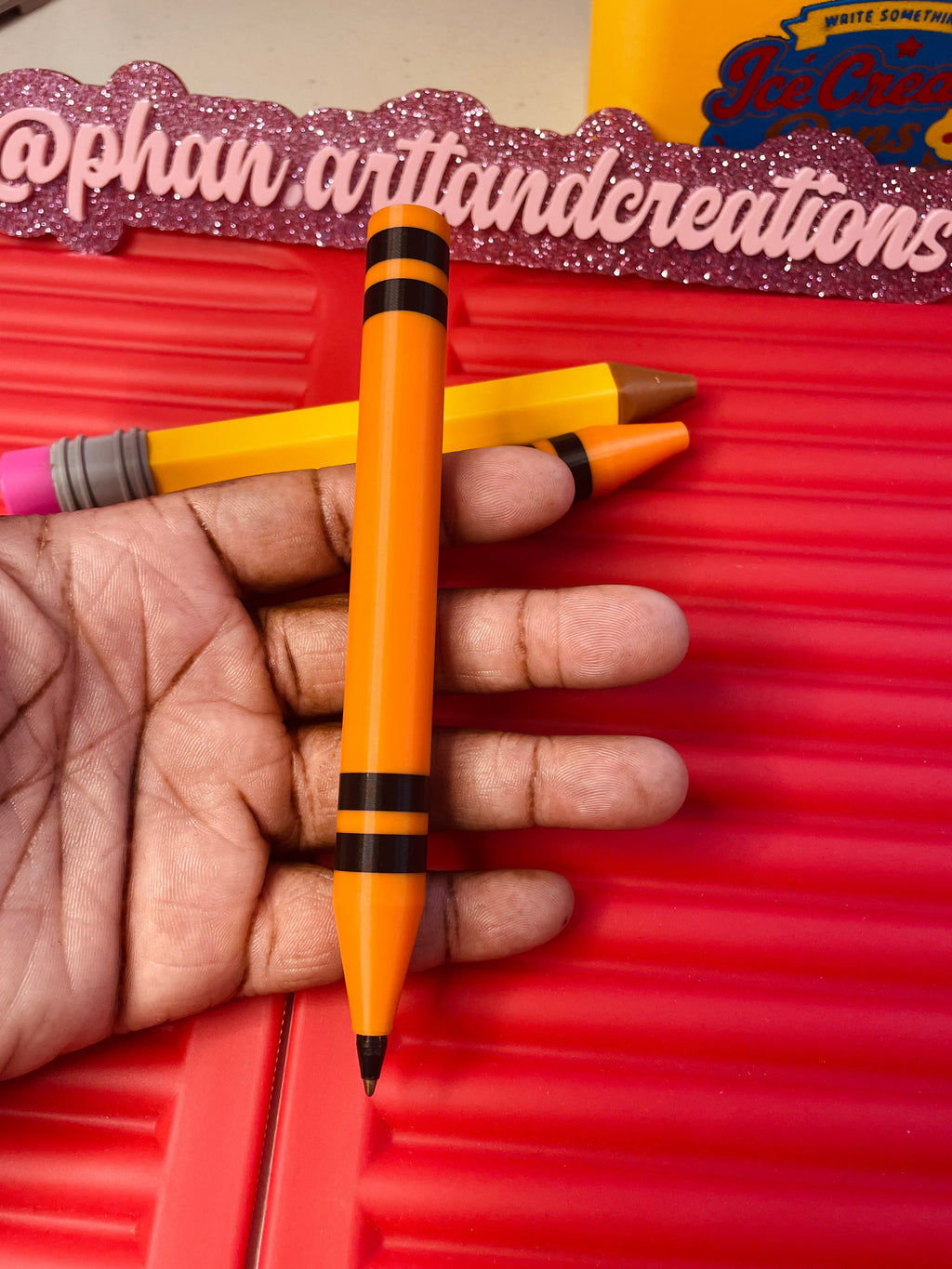 Crayon style pen