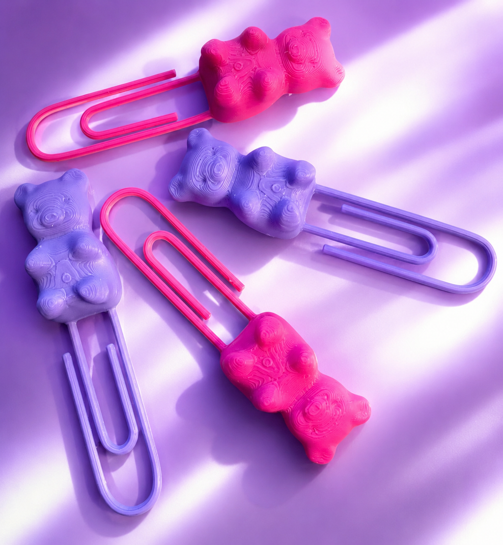 Small bear paperclips