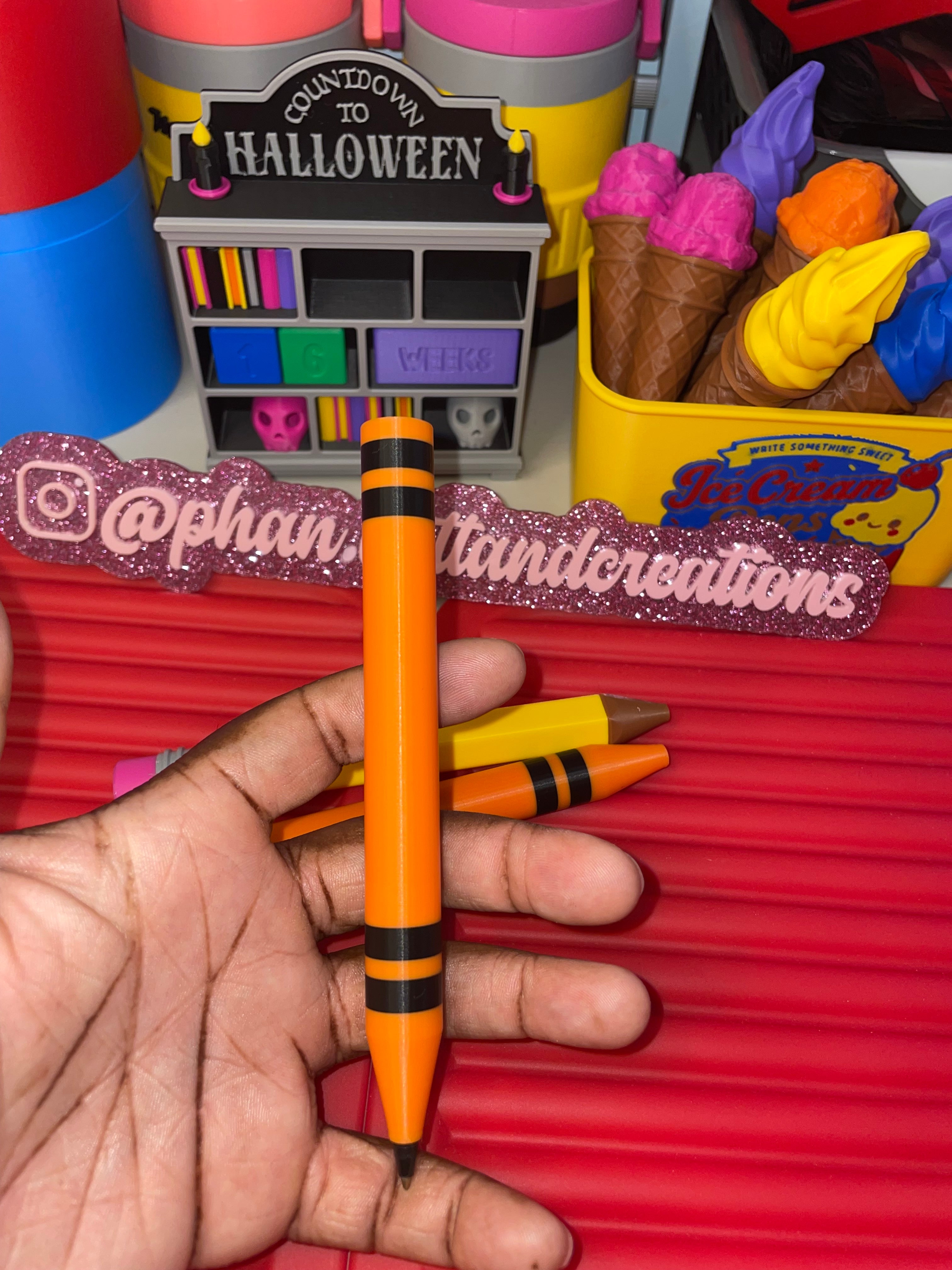 Crayon style pen