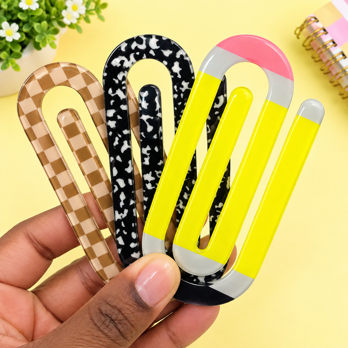 Specialty Jumbo Paperclips