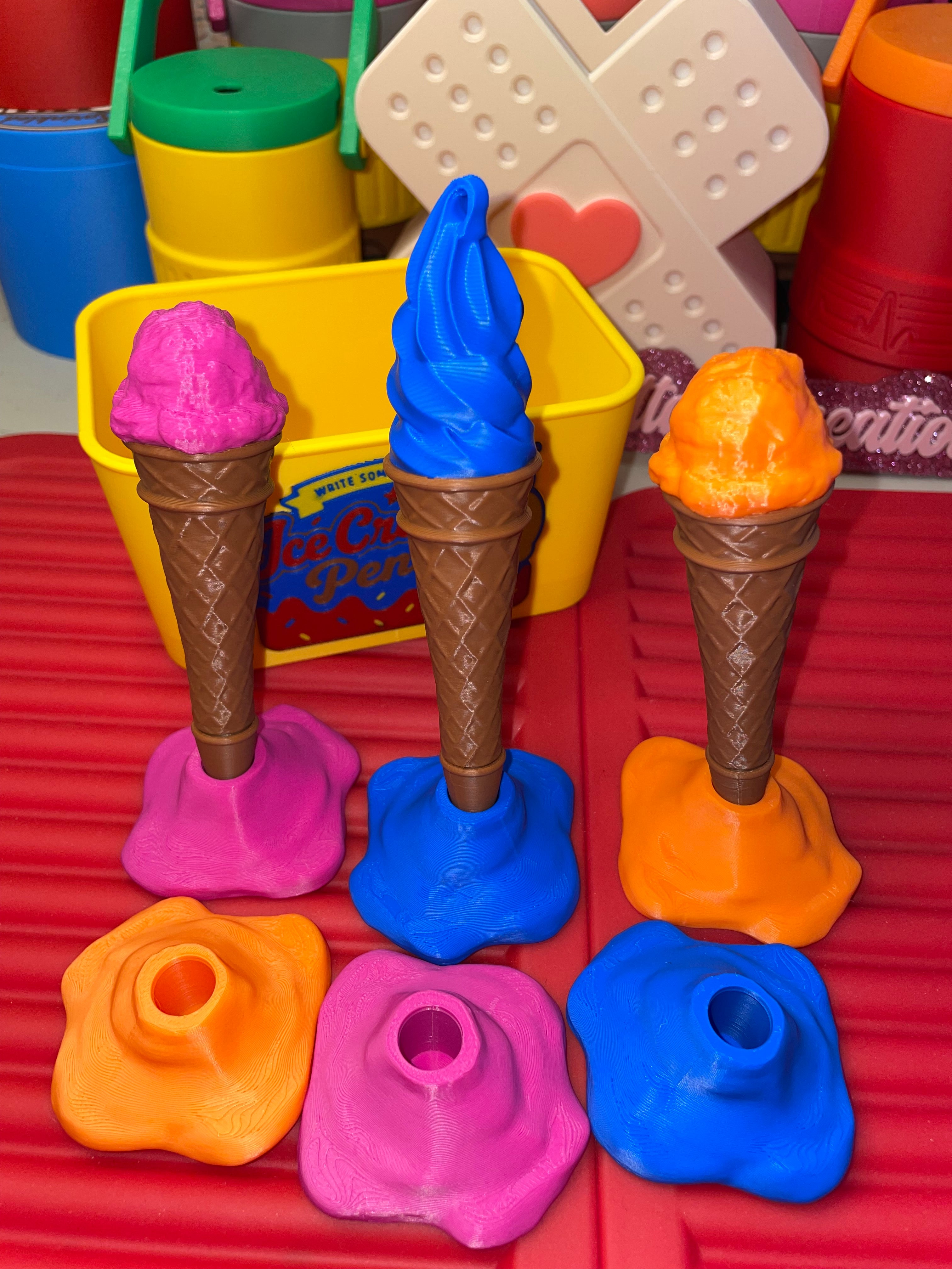 Ice cream pen with melted Ice cream stand