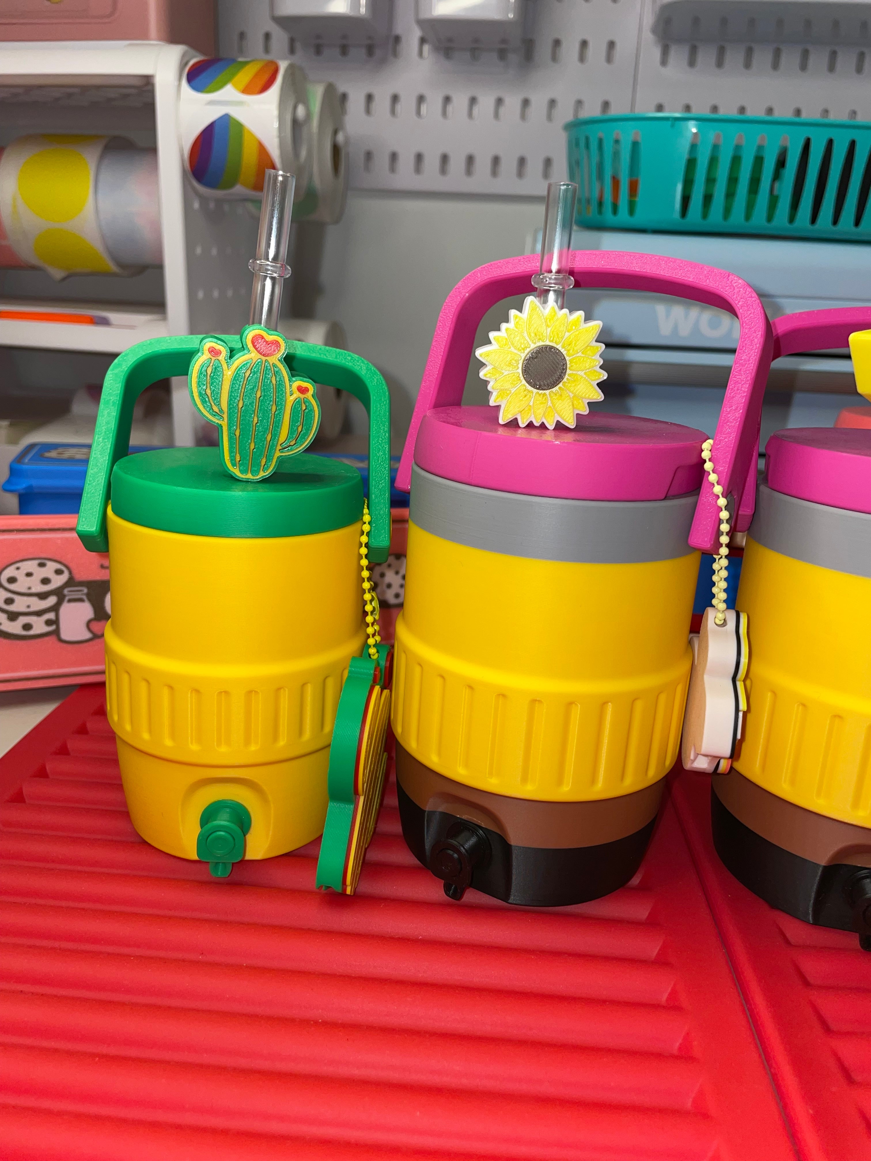 7.5oz mini cooler can holder